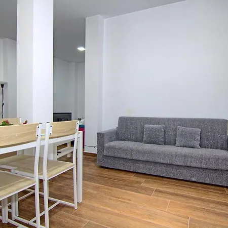 Mercado Huelin Apartment