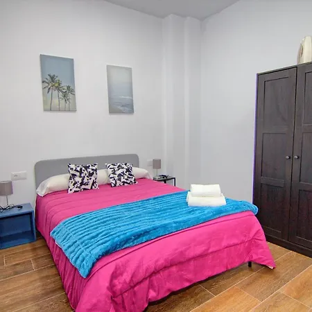 Mercado Huelin Apartment *